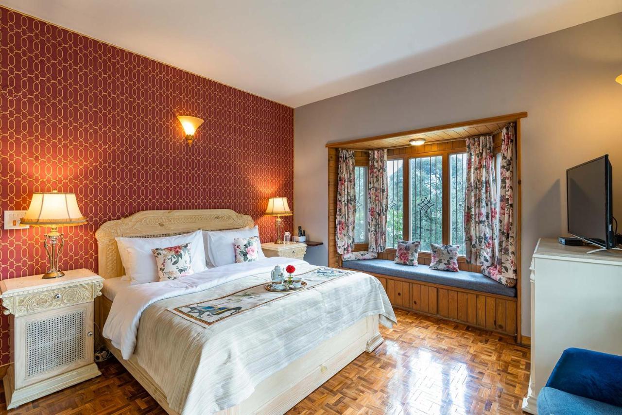 Stayvista At Aloe With Comp Breakfast, Indoor & Outdoor Games Villa *